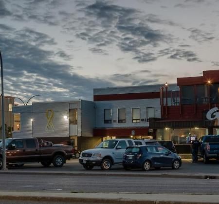 Keystone Motor Inn Brandon Exterior photo